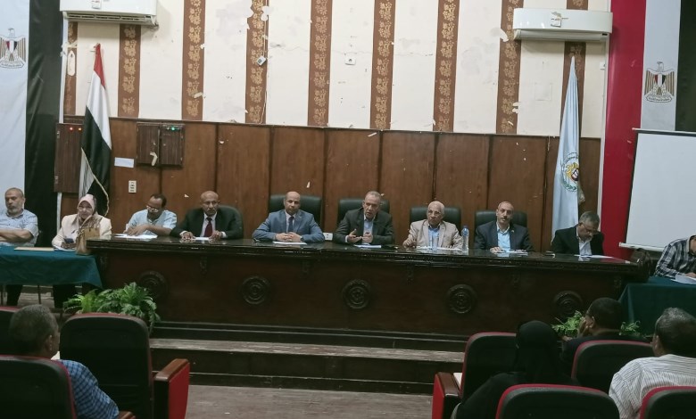 لجنة تجديد قيادات تعليم أسيوط