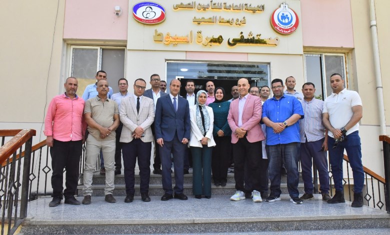محافظ أسيوط يزور مستشفى المبره