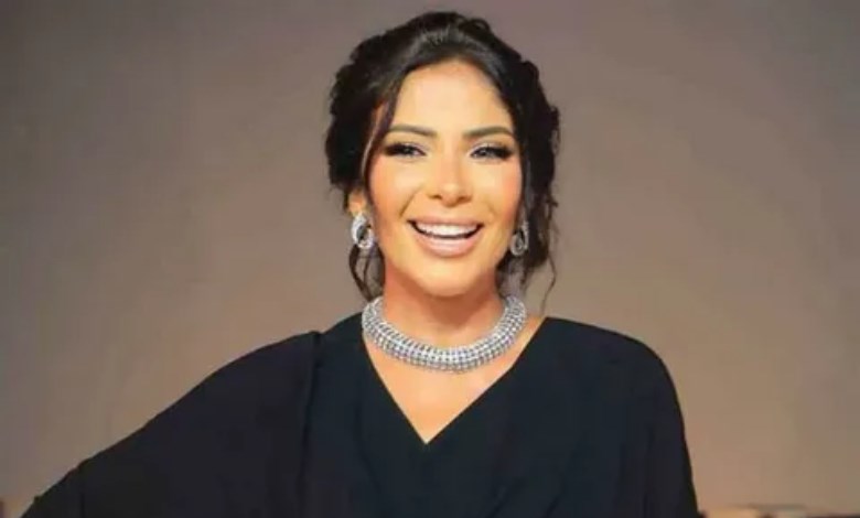 منى ذكي