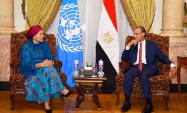 وزير الخارجية ونائبة سكرتير عام الأمم المتحدة