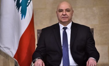 عون