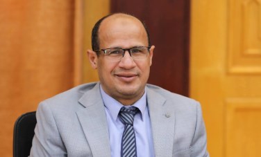 مستشفى جامعة الأزهر بأسيوط ينهي معاناة طفلة من اعوجاج بالعمود الفقري