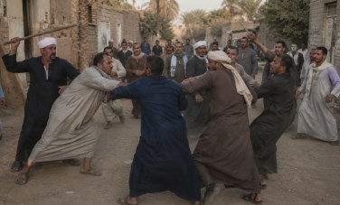 مقتل شخص وإصابة 4 آخرين في مشاجرة بين أبناء عمومة بعائلة حمد بالعسيرات