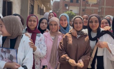 فرحة طلاب الشهادة الإعدادية بالشرقية 
