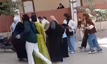 لقطة من الفيديو المنتشر 