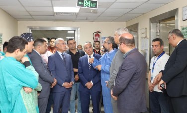 فرحات داخل مستشفي  الكبد