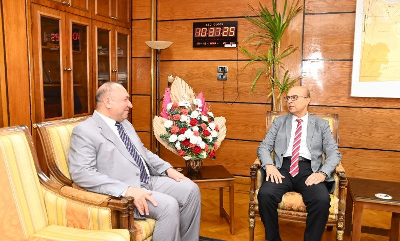 رئيس جامعة أسيوط 