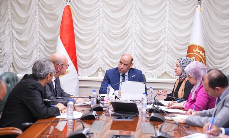 وزير العمل