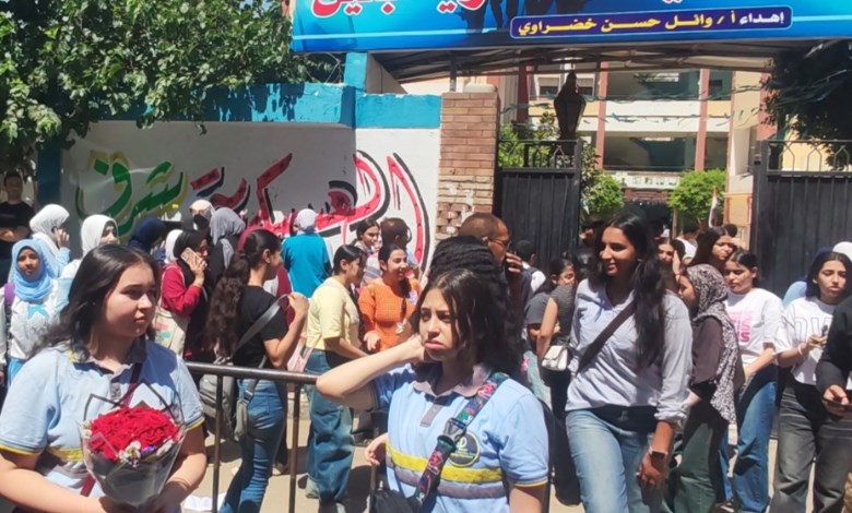 انتهاء امتحانات الشهادة الإعدادية بأسيوط