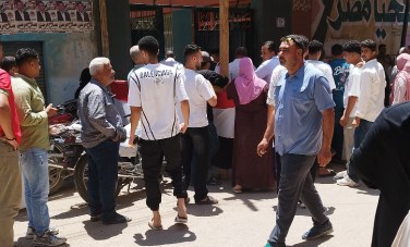 من أمام لجان الثانوية العامة 