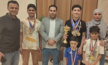 الأول على الإعدادية يحظى بتهنئة المحافظ.. محمد هشام أبوالسعود يتلقى اتصالًا هاتفيًا من محافظ أسيوط: “مستقبلك مشرق وننتظر منك المزيد من التفوق”