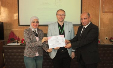 جامعة أسيوط تطلق أولى فعاليات مبادرة "سلامتك أولًا" بكلية التربية النوعية بتنظيم إدارة السلامة والصحة المهنية