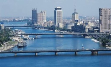 متابعة تنفيذية لمشروعات حماية المجرى الملاحي لنهر النيل