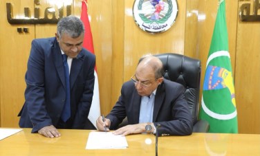 المحافظ يعتمد تنسيق القبول  بمدارس التمريض 
