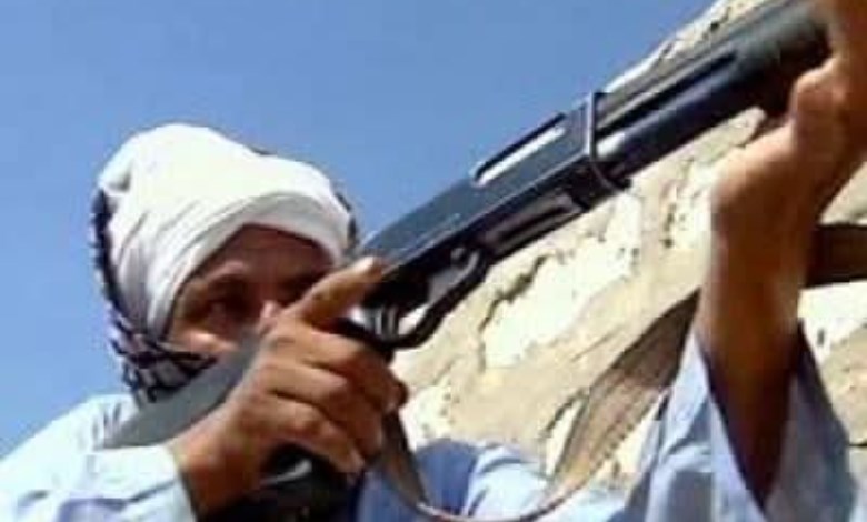رصاصة ثأر تُحوّل مدرسة بالبداري إلى ساحة رعب إصابة معلمة وطفلتها والأمن يطارد المتهم