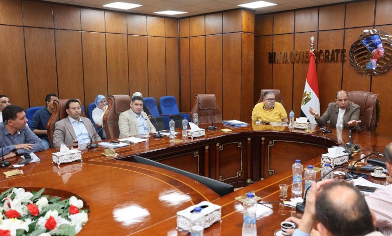 لقاء المحافظ بالنواب