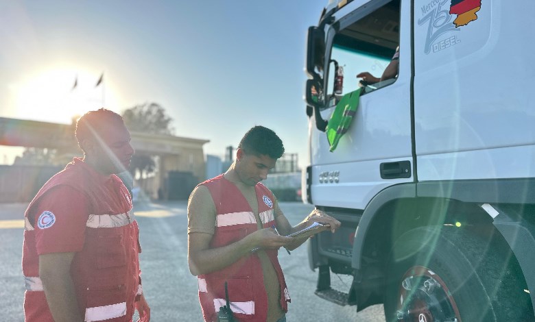 الهلال الأحمر 