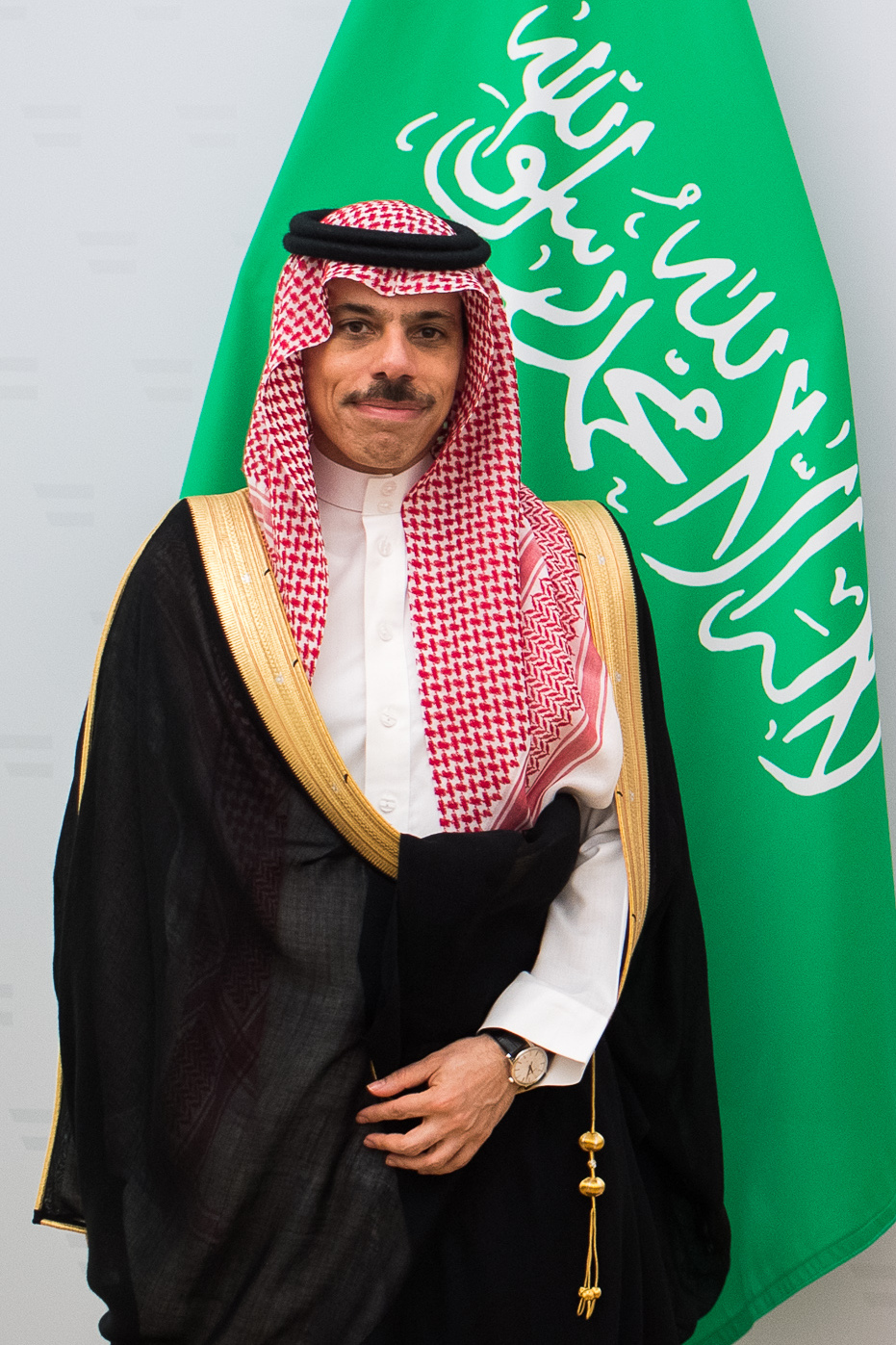 Faisal_bin_Farhan_Al_Saud_-_2021_(cropped)