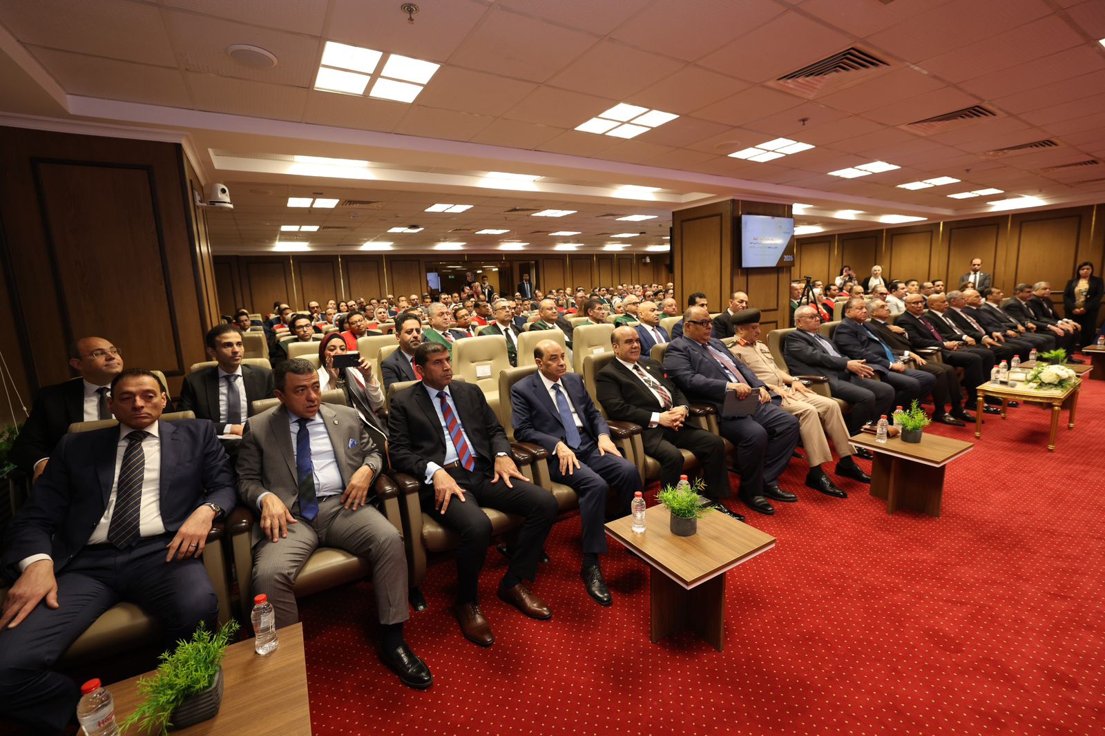 1000767115